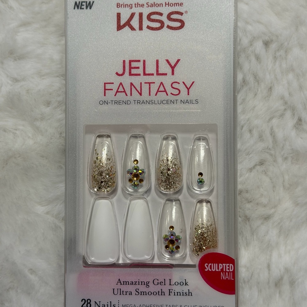 Kiss Jelly Fantasy white gold glitter nails